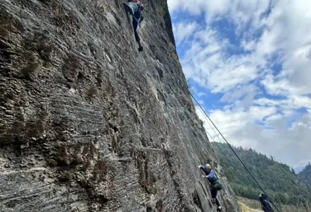 Combining Trekking and Rock Climbing in the Annapurna Region